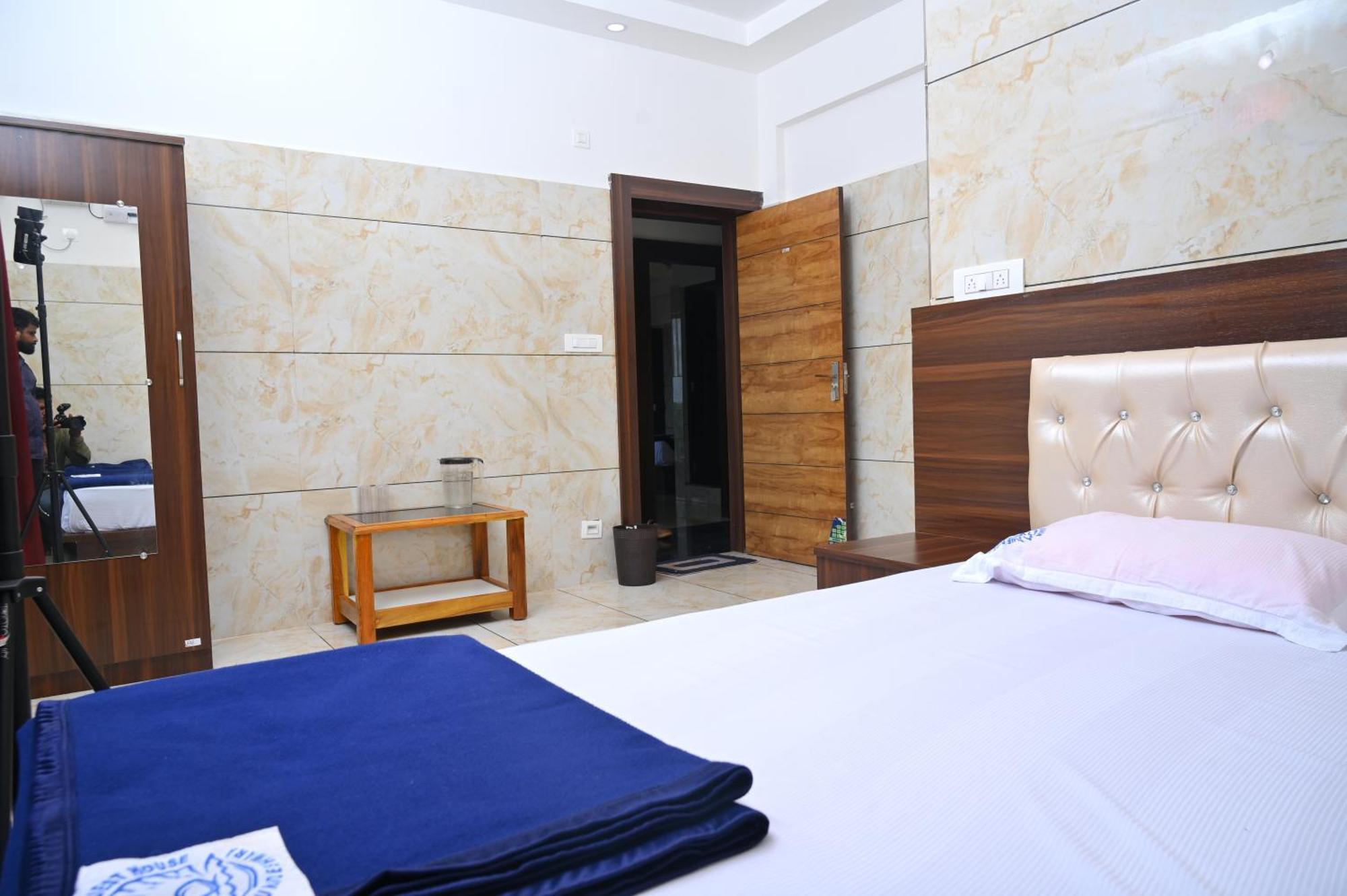 Blue Pearl Beach Guest House Māvalli المظهر الخارجي الصورة